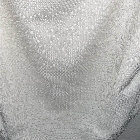 Roxy swim wear one piece - Picture 3 of 6